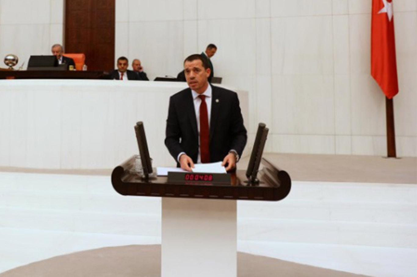 AK Partili Özşavlı'dan "Kürdçe" açıklaması